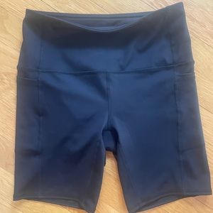 Highwaisted, biker shorts, size small